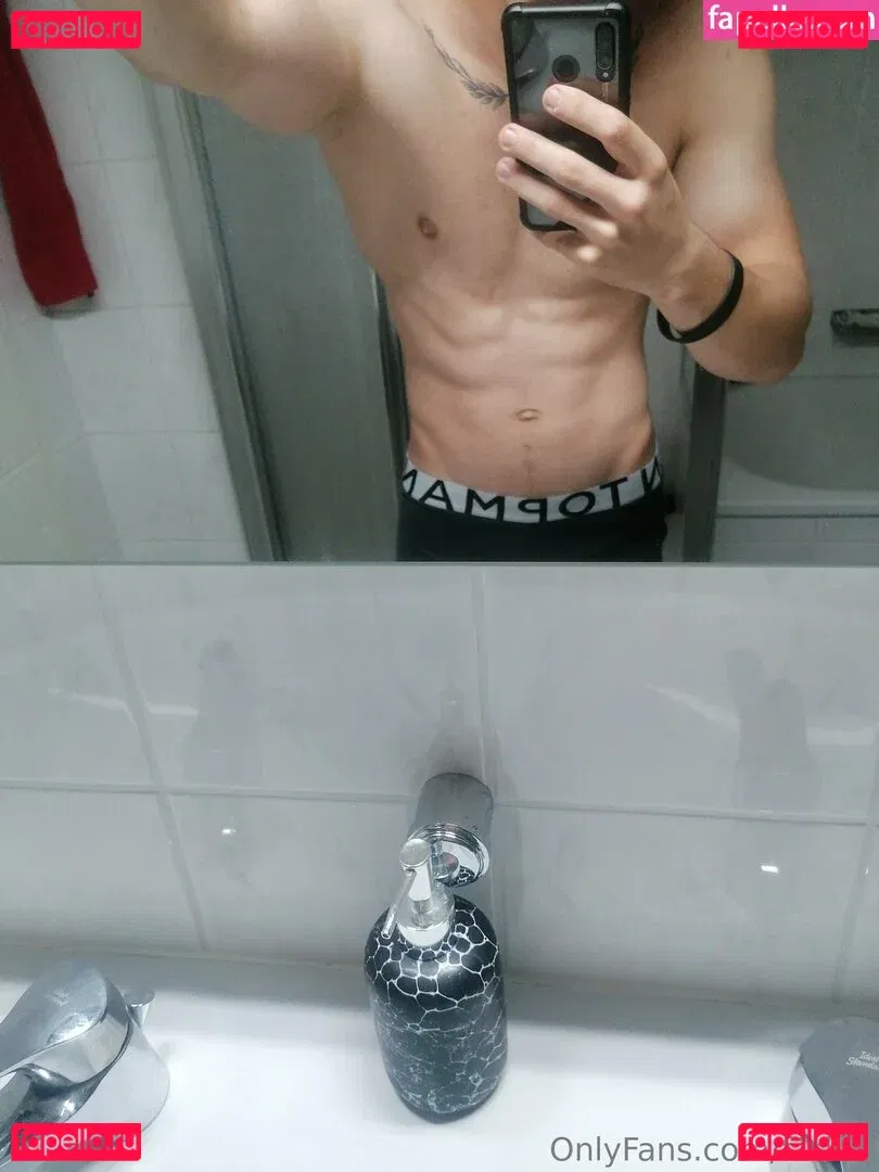 f1tk1t Onlyfans Photo Gallery 