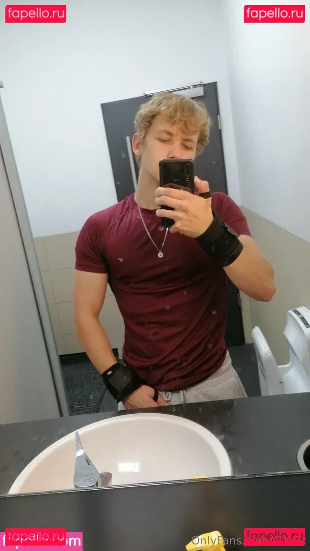 f1tk1t Onlyfans Photo Gallery 