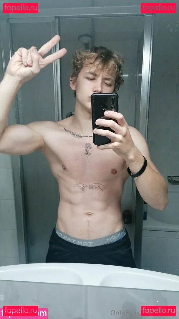 f1tk1t Onlyfans Photo Gallery 