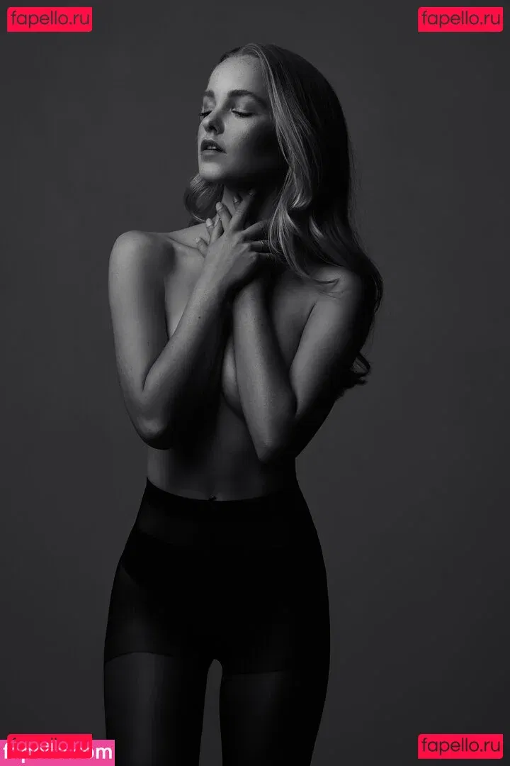 Sofianix Onlyfans Photo Gallery 