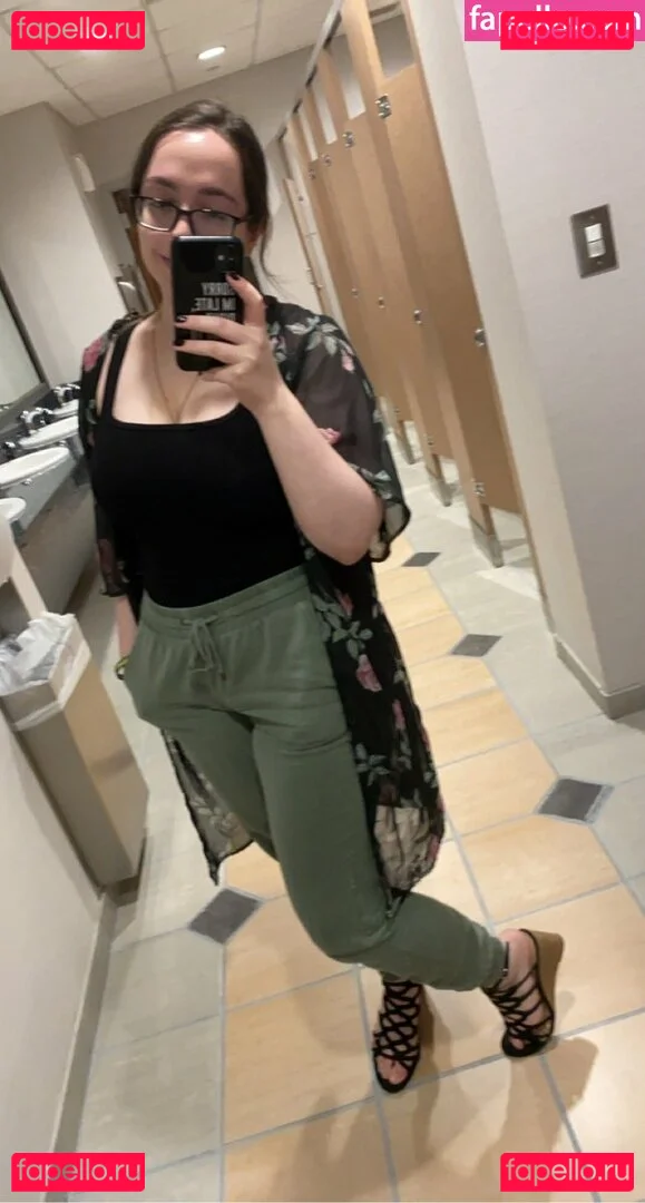 LermyWermy Onlyfans Photo Gallery 