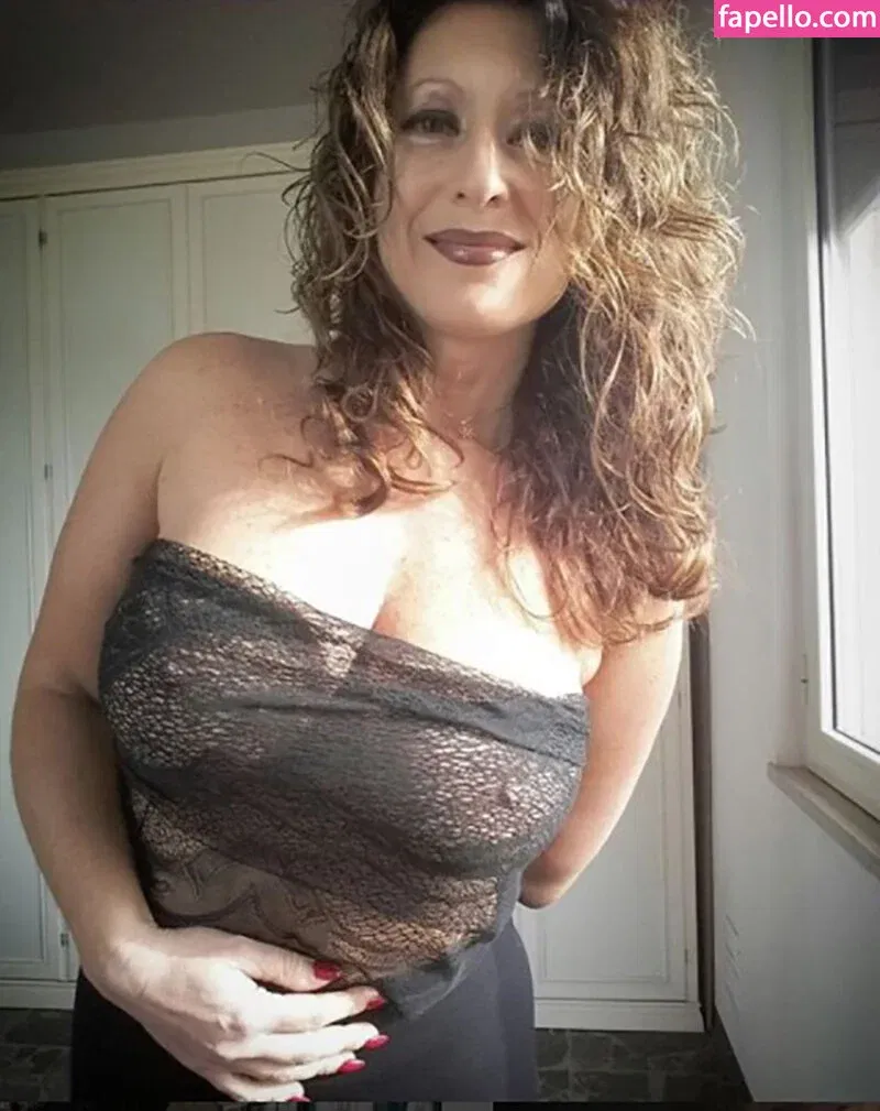 iampaolafreal Onlyfans Photo Gallery 