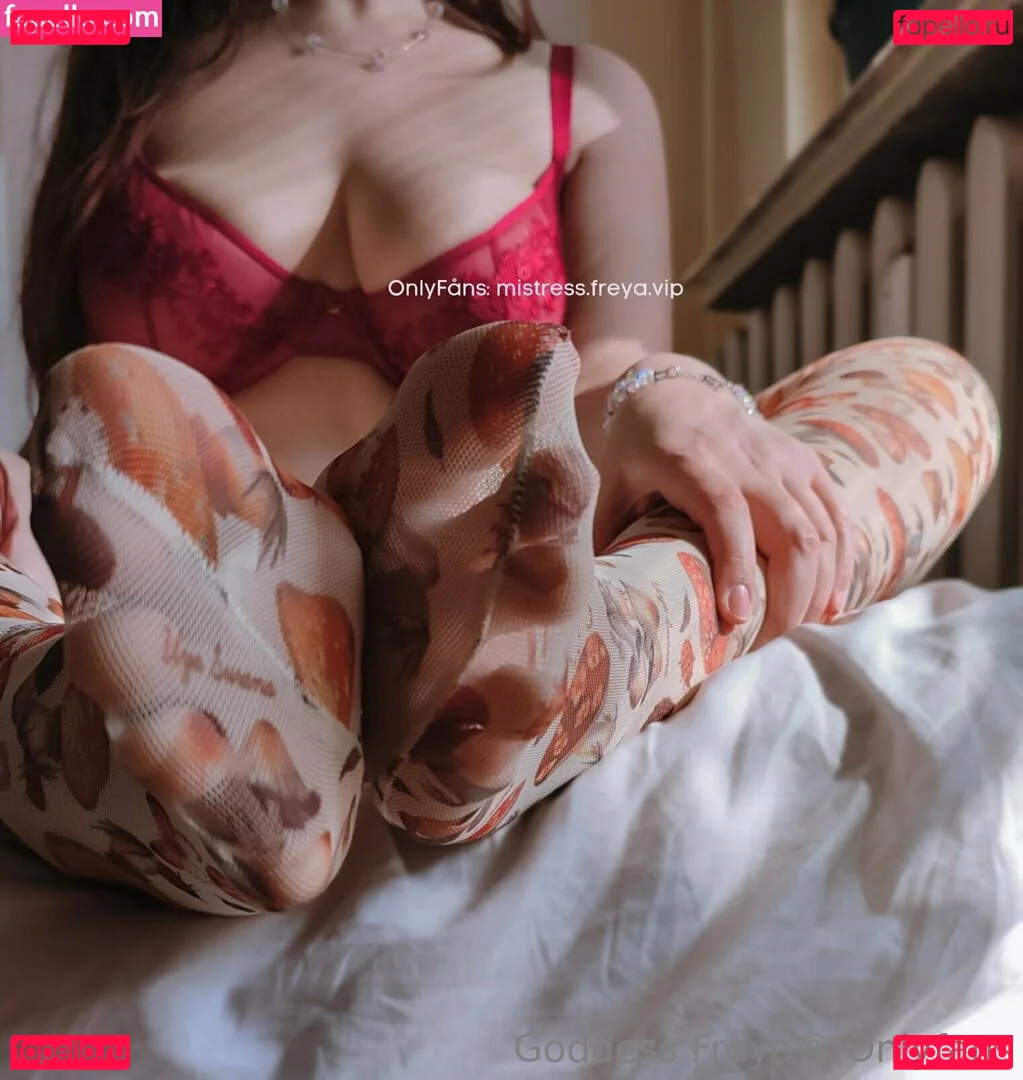 freyas.kingdom Onlyfans Photo Gallery 