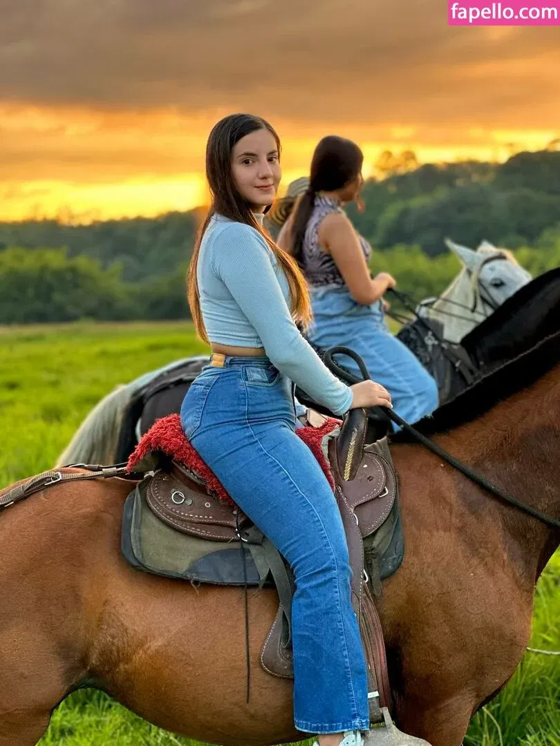 Soniyoru Onlyfans Photo Gallery 