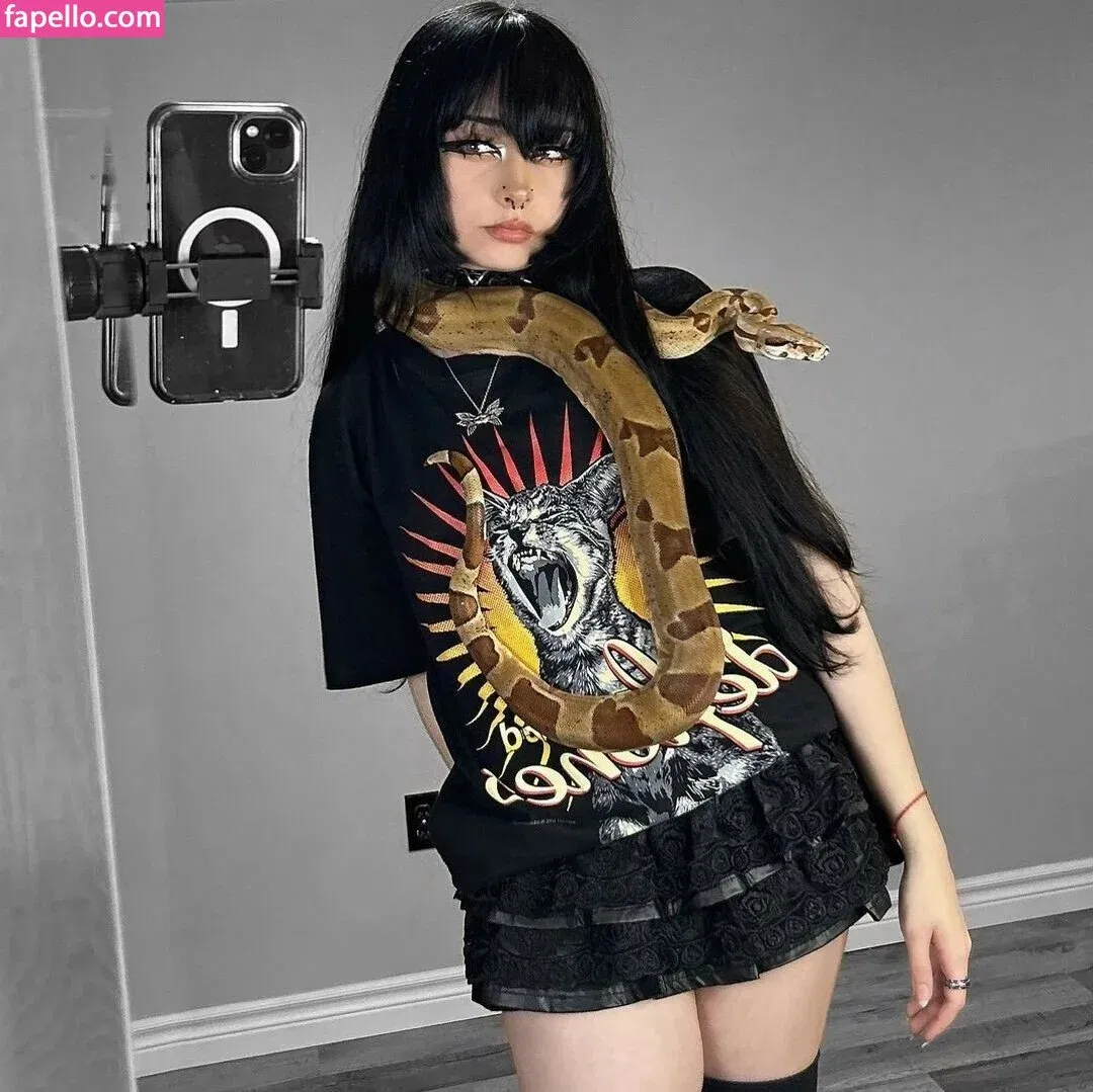 Soniyoru Onlyfans Photo Gallery 