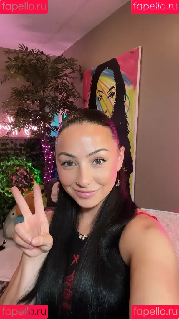 Kat Corrao Onlyfans Photo Gallery 