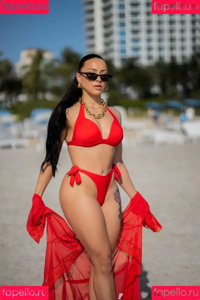 Kat Corrao Onlyfans Photo Gallery 
