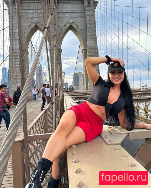 Kat Corrao Nude Onlyfans Photo 9