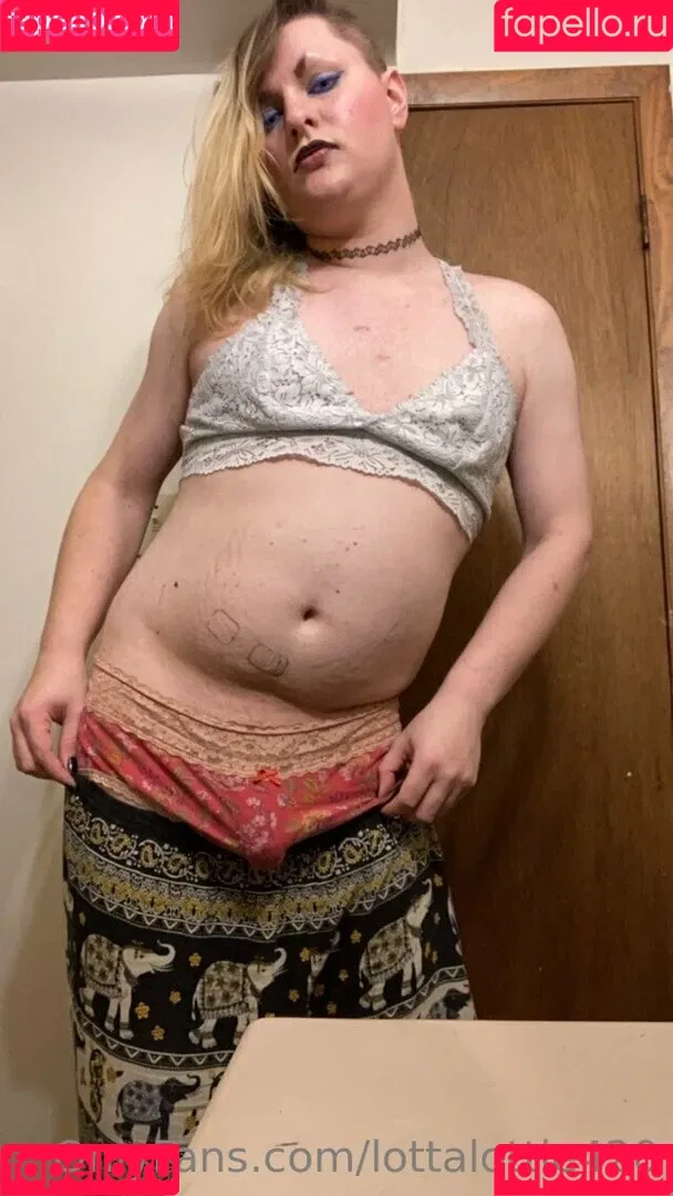 lottalottie420 Onlyfans Photo Gallery 