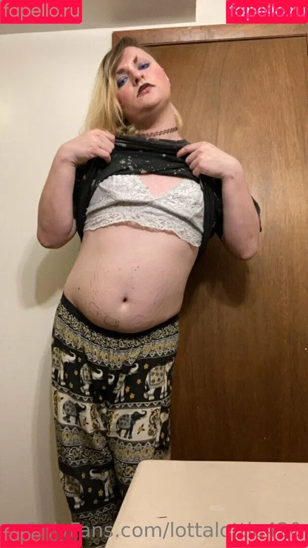 lottalottie420 Onlyfans Photo Gallery 