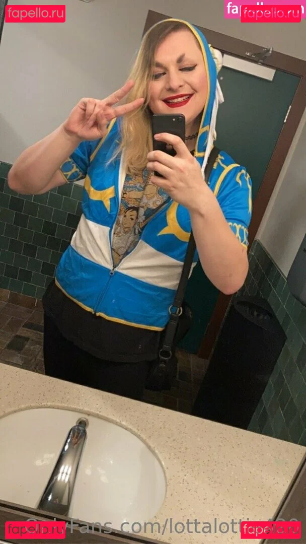 lottalottie420 Onlyfans Photo Gallery 