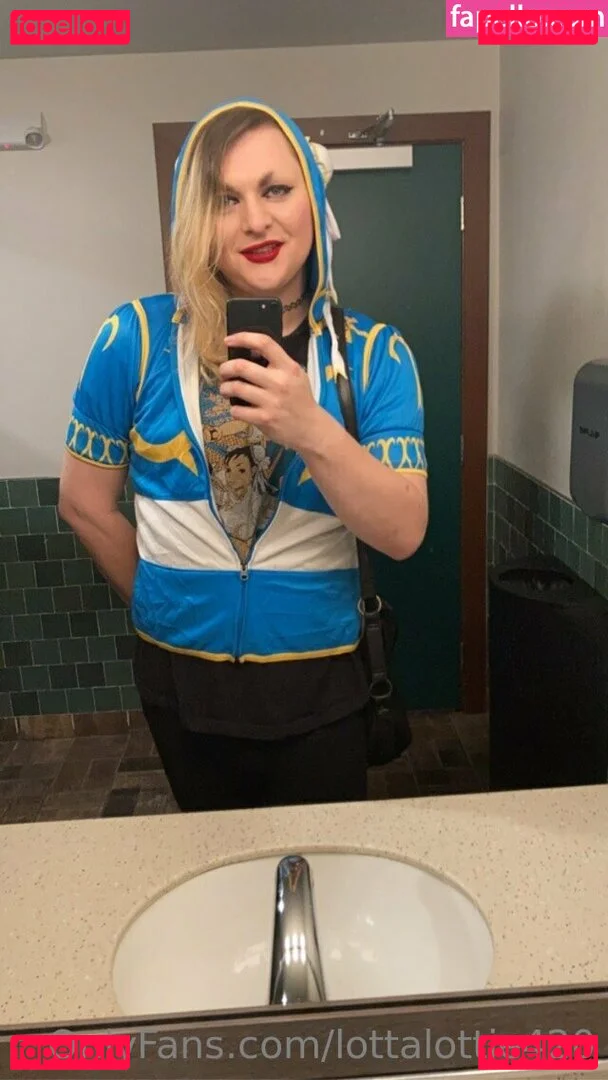 lottalottie420 Onlyfans Photo Gallery 