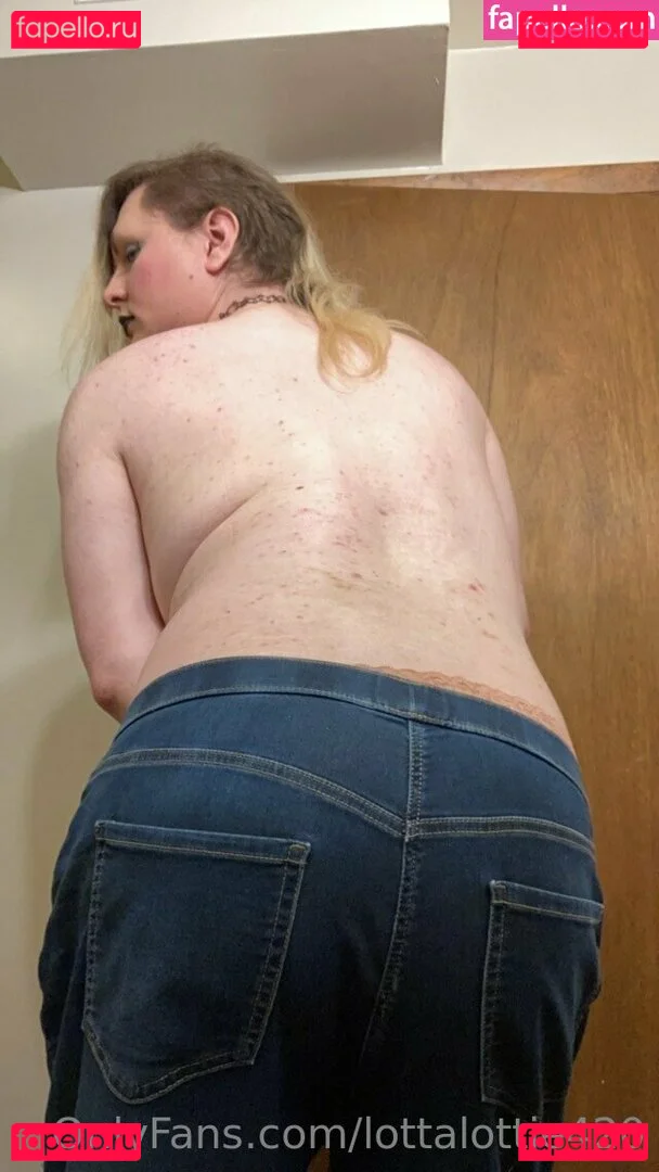 lottalottie420 Nude Onlyfans Photo 29