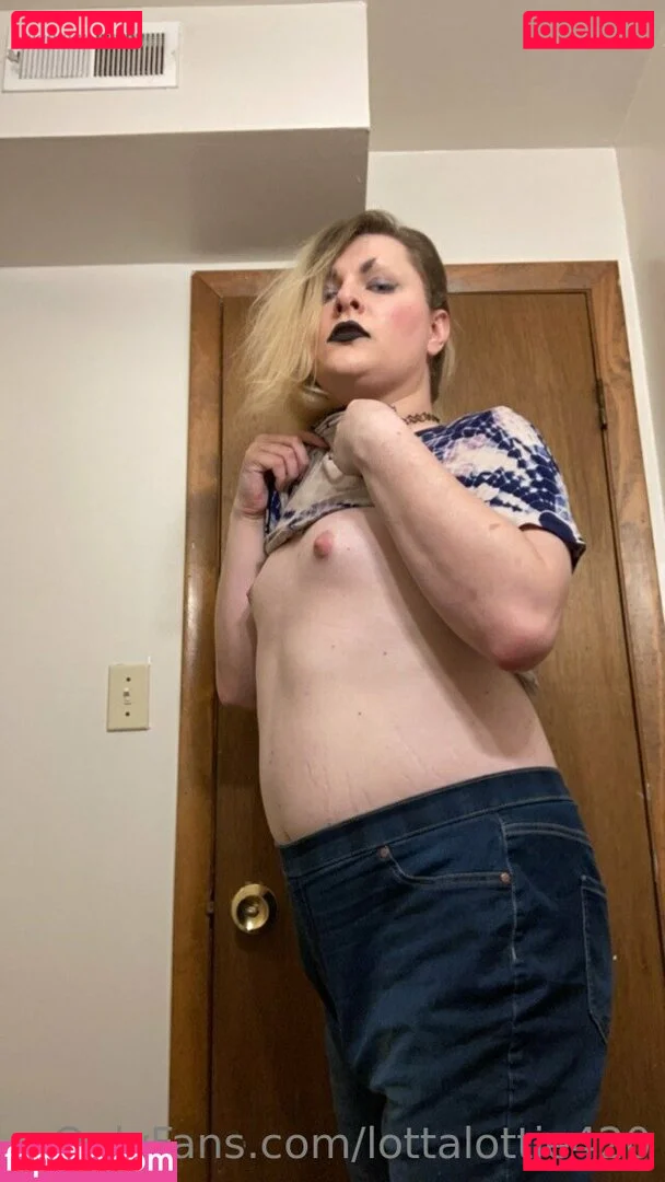 lottalottie420 Nude Onlyfans Photo 26