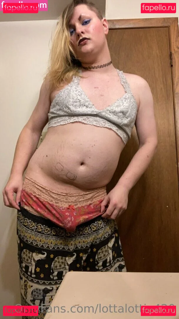 lottalottie420 Nude Onlyfans Photo 18