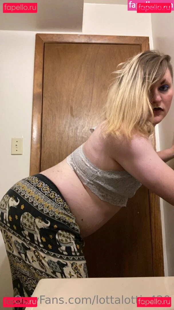 lottalottie420 Nude Onlyfans Photo 11