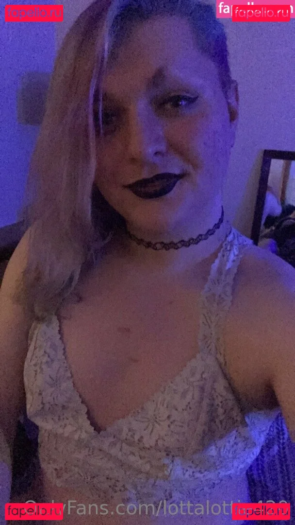 lottalottie420 Nude Onlyfans Photo 4