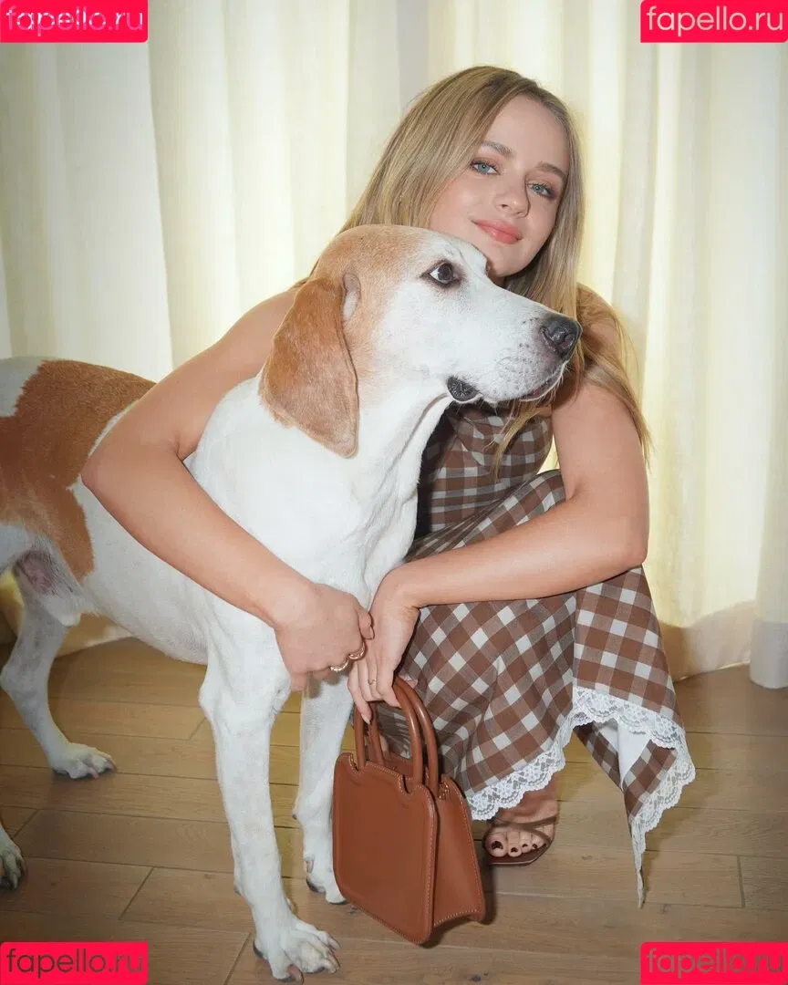 joey_king Onlyfans Photo Gallery 