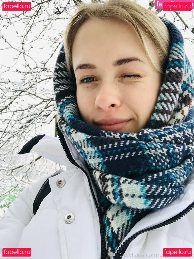 ur_moon666 Onlyfans Photo Gallery 