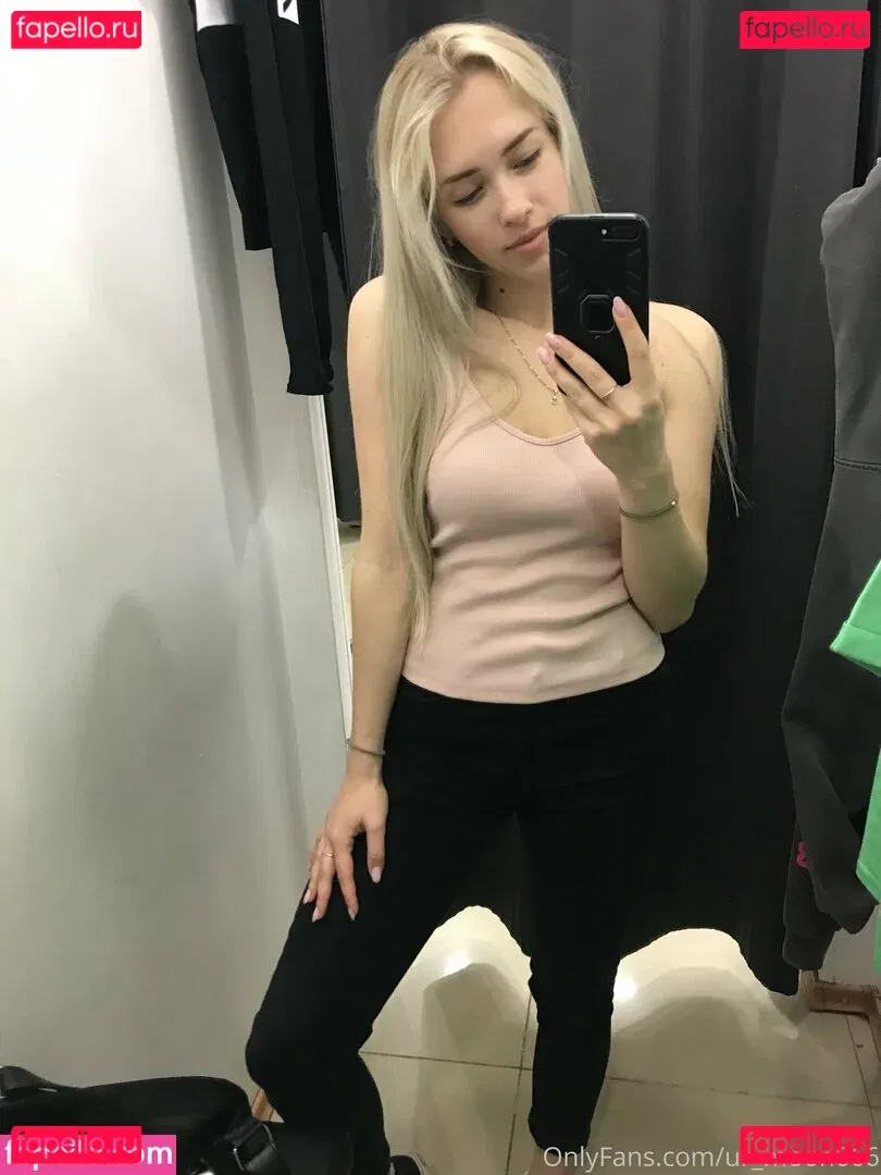 ur_moon666 Onlyfans Photo Gallery 