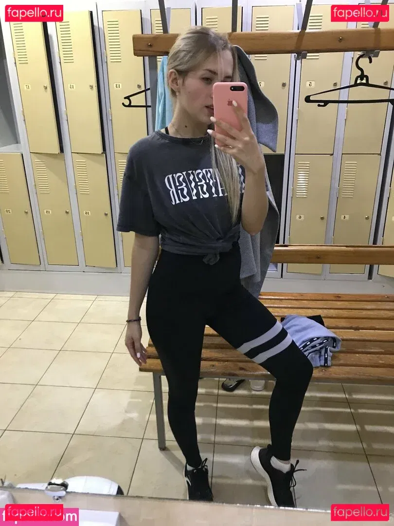 ur_moon666 Onlyfans Photo Gallery 