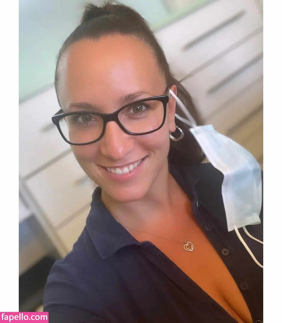 Nurse_of_Love Onlyfans Photo Gallery 