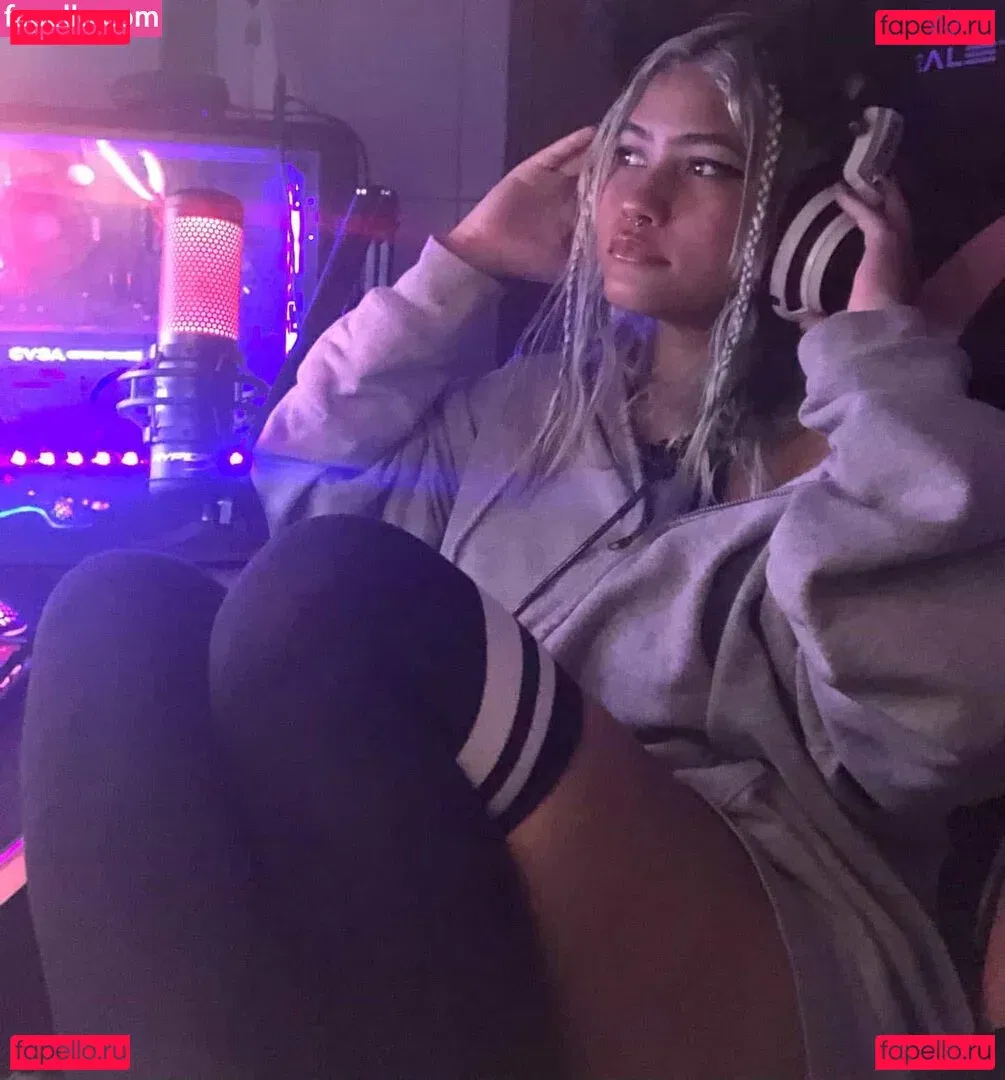 Pandinha Senpai Onlyfans Photo Gallery 