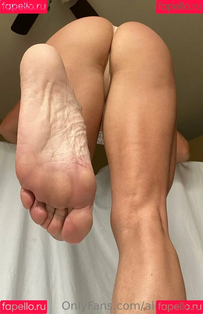 alishacruz Onlyfans Photo Gallery 