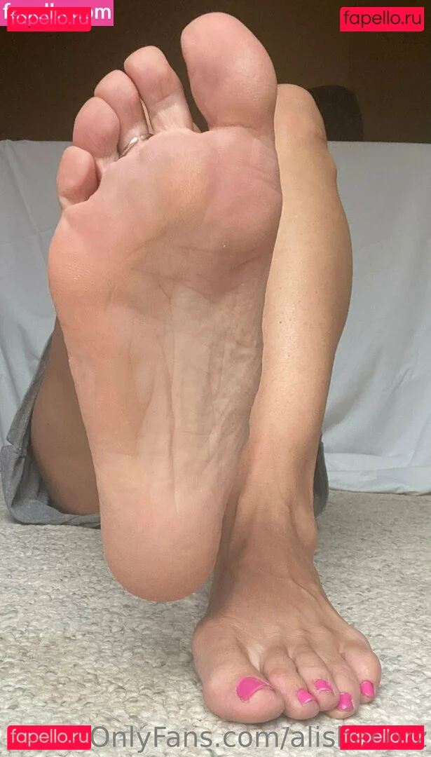 alishacruz Onlyfans Photo Gallery 