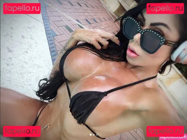 Mara Gomez Onlyfans Photo Gallery 