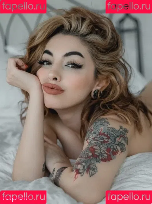 Azia Autumn Onlyfans Photo Gallery 