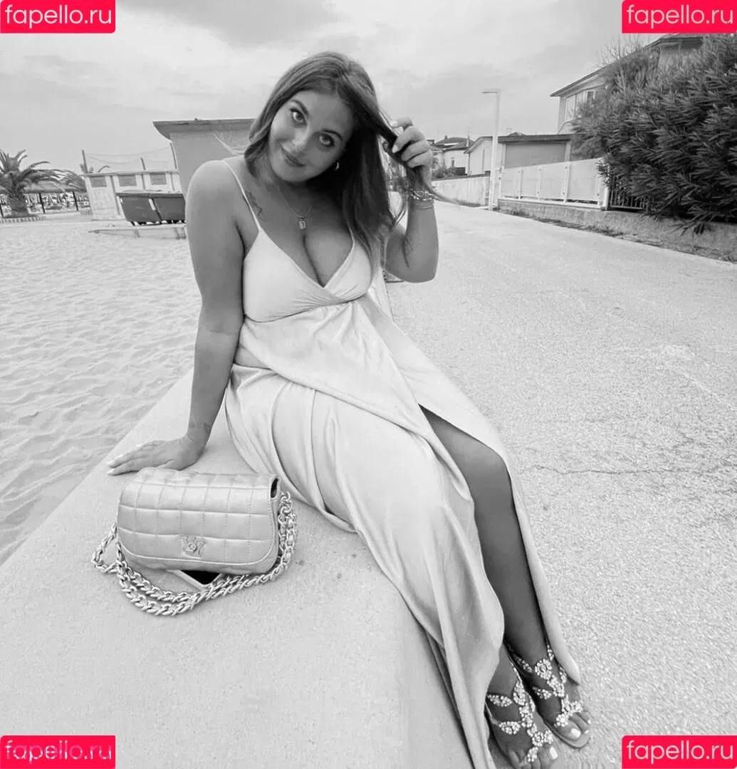 francesca-m Onlyfans Photo Gallery 
