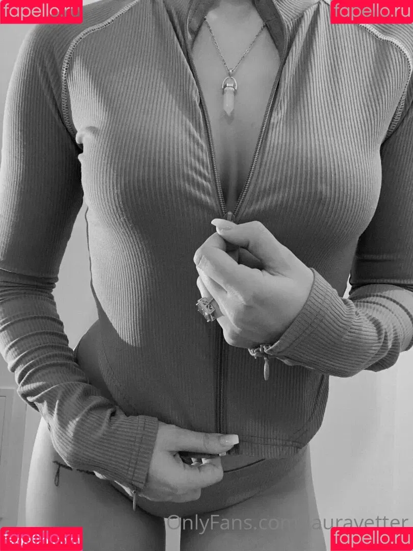 Laura Vetter Onlyfans Photo Gallery 