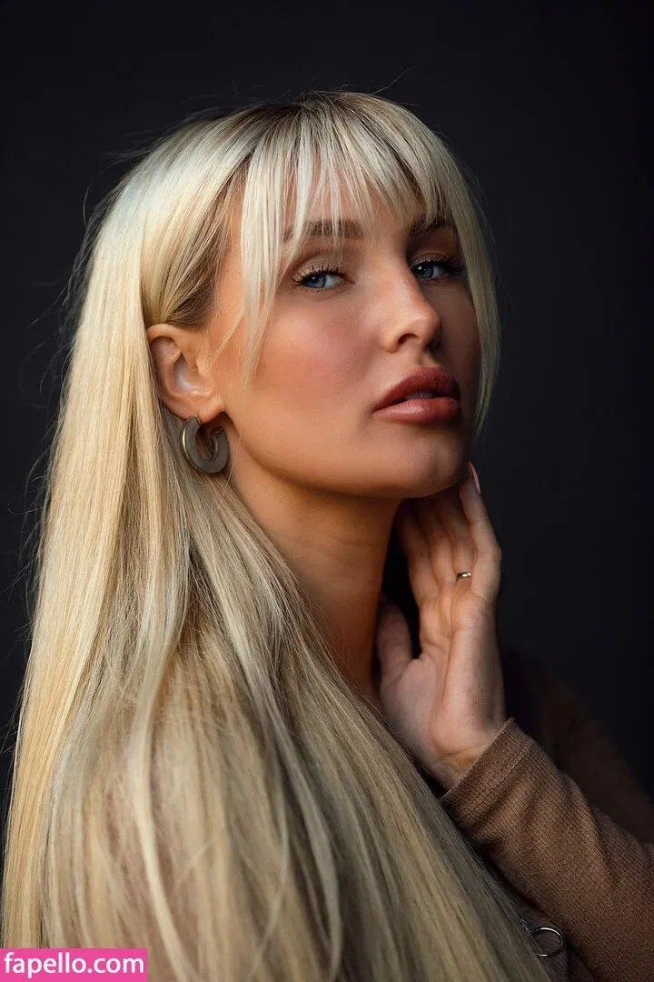 Laura Vetter Onlyfans Photo Gallery 