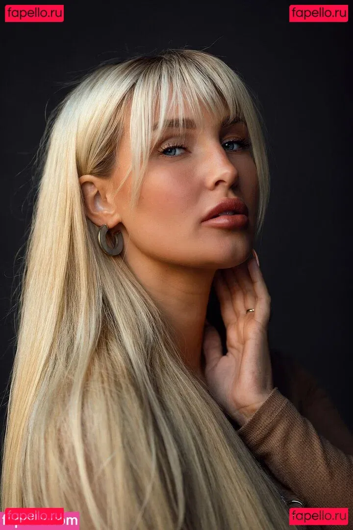 Laura Vetter Onlyfans Photo Gallery 