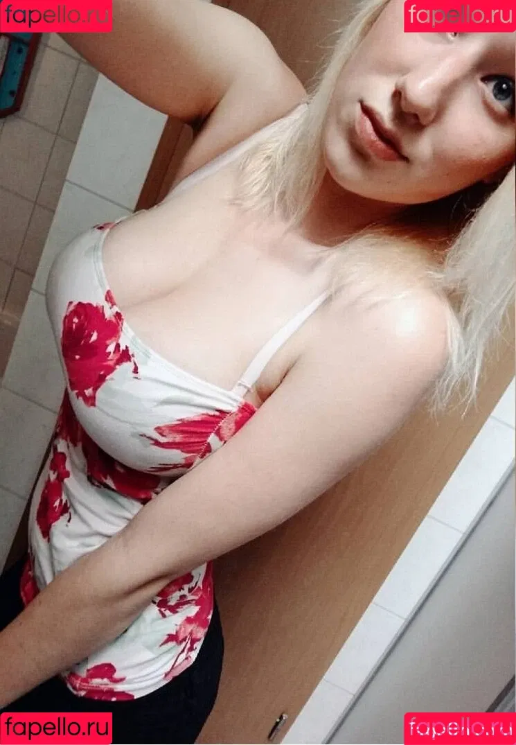 isa.deadpool.girl Onlyfans Photo Gallery 
