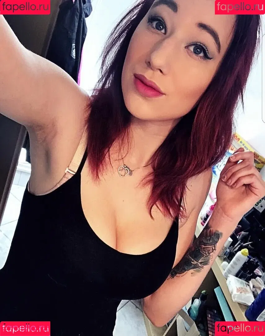 isa.deadpool.girl Onlyfans Photo Gallery 