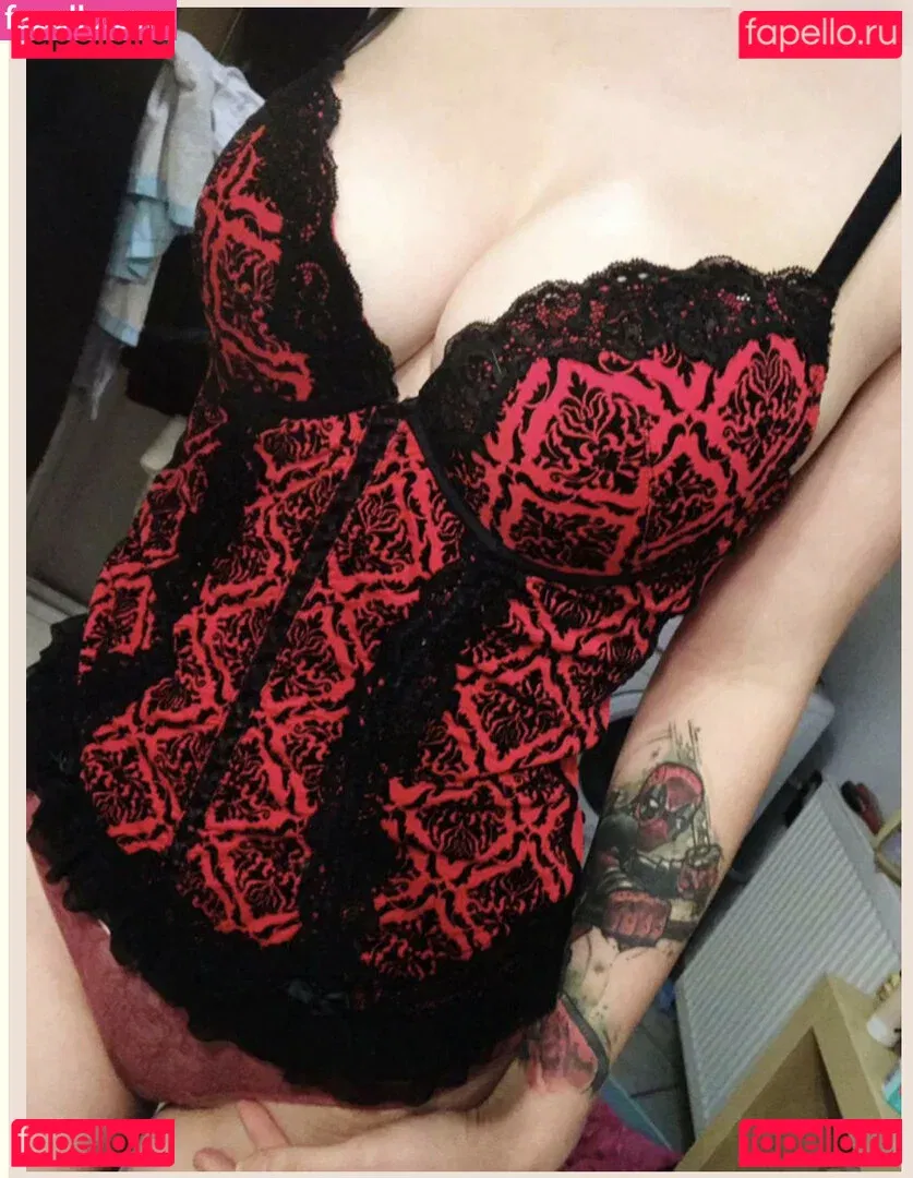 isa.deadpool.girl Onlyfans Photo Gallery 