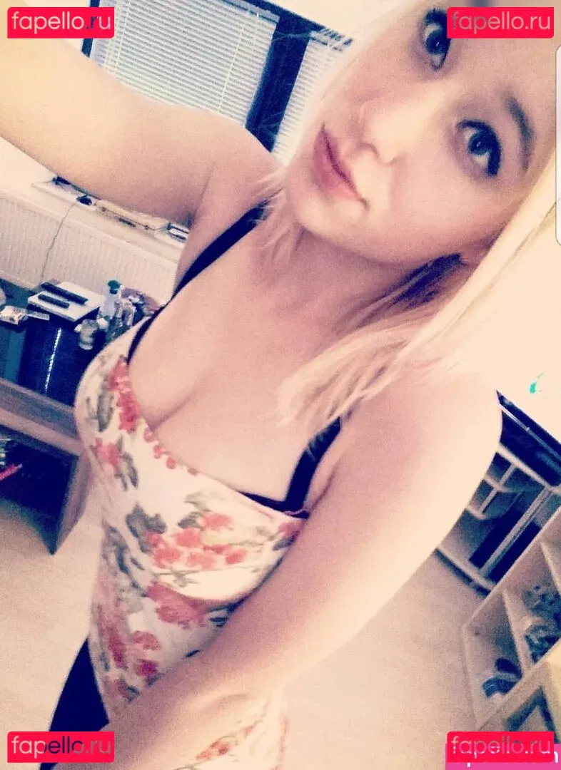 isa.deadpool.girl Onlyfans Photo Gallery 