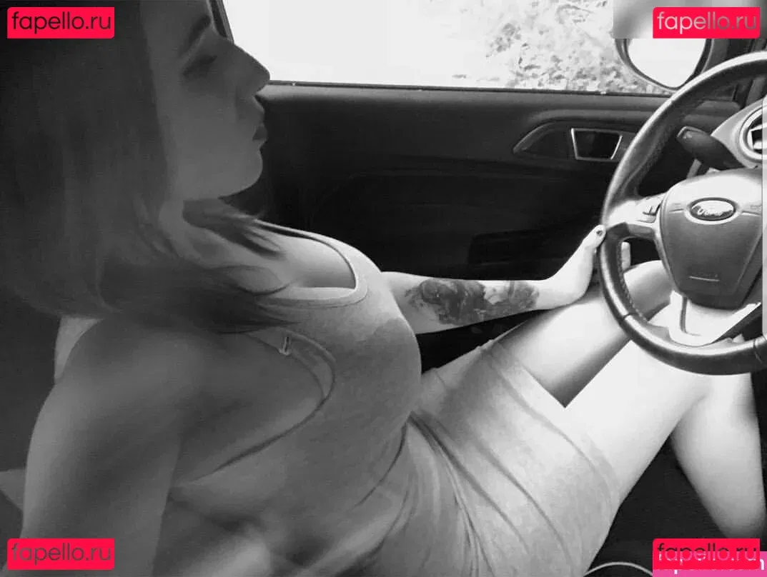 isa.deadpool.girl Onlyfans Photo Gallery 