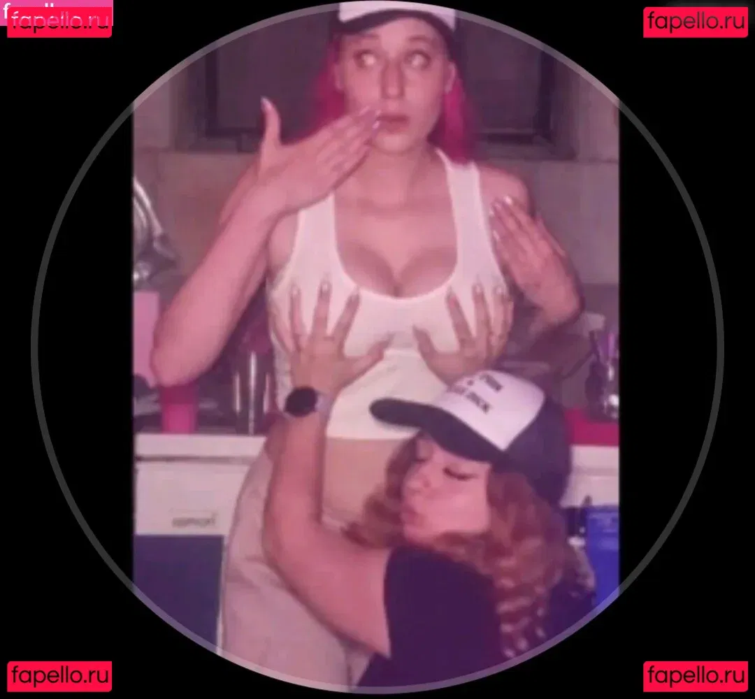 isa.deadpool.girl Onlyfans Photo Gallery 