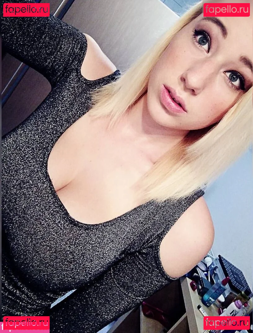 isa.deadpool.girl Onlyfans Photo Gallery 