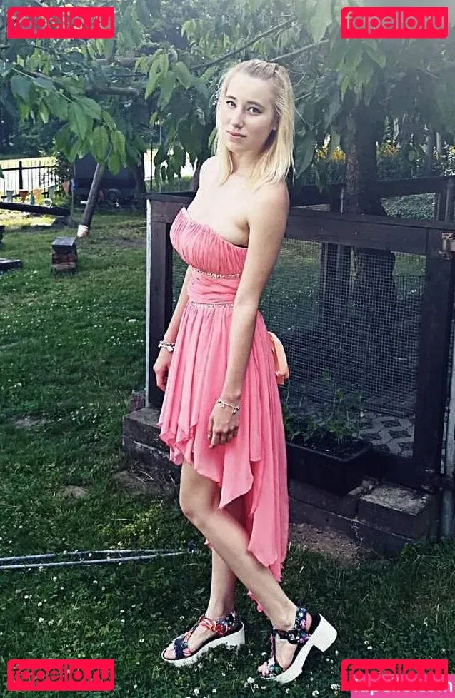 isa.deadpool.girl Onlyfans Photo Gallery 