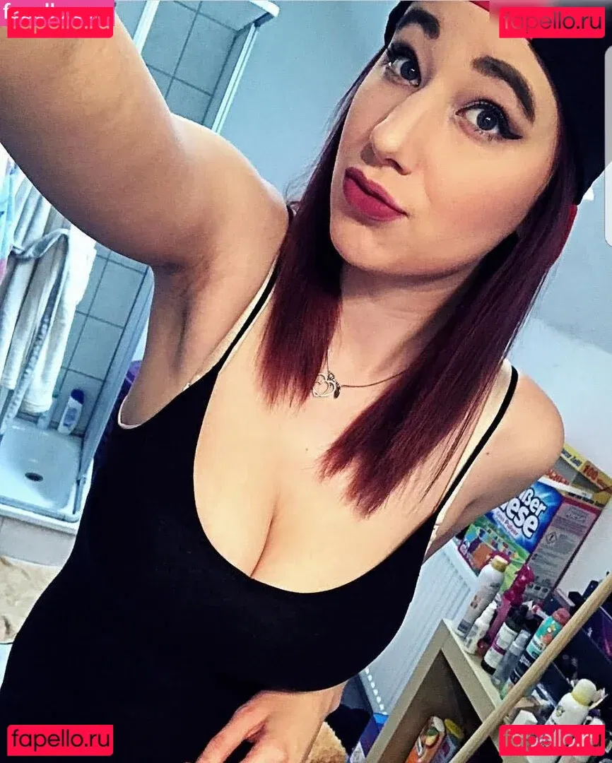 isa.deadpool.girl Onlyfans Photo Gallery 