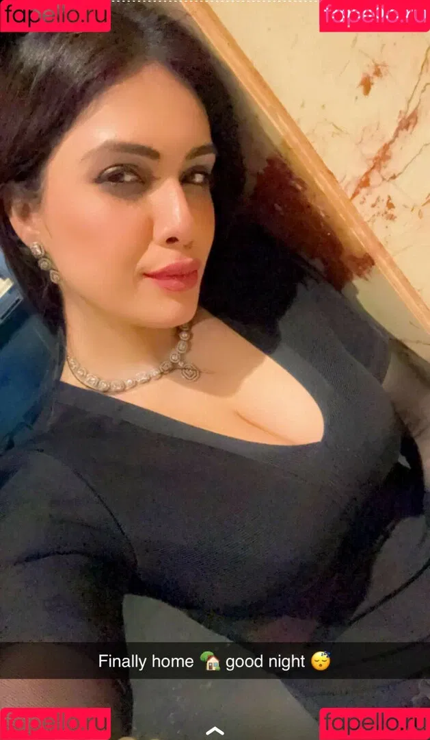 Nehhaa Malik Onlyfans Photo Gallery 