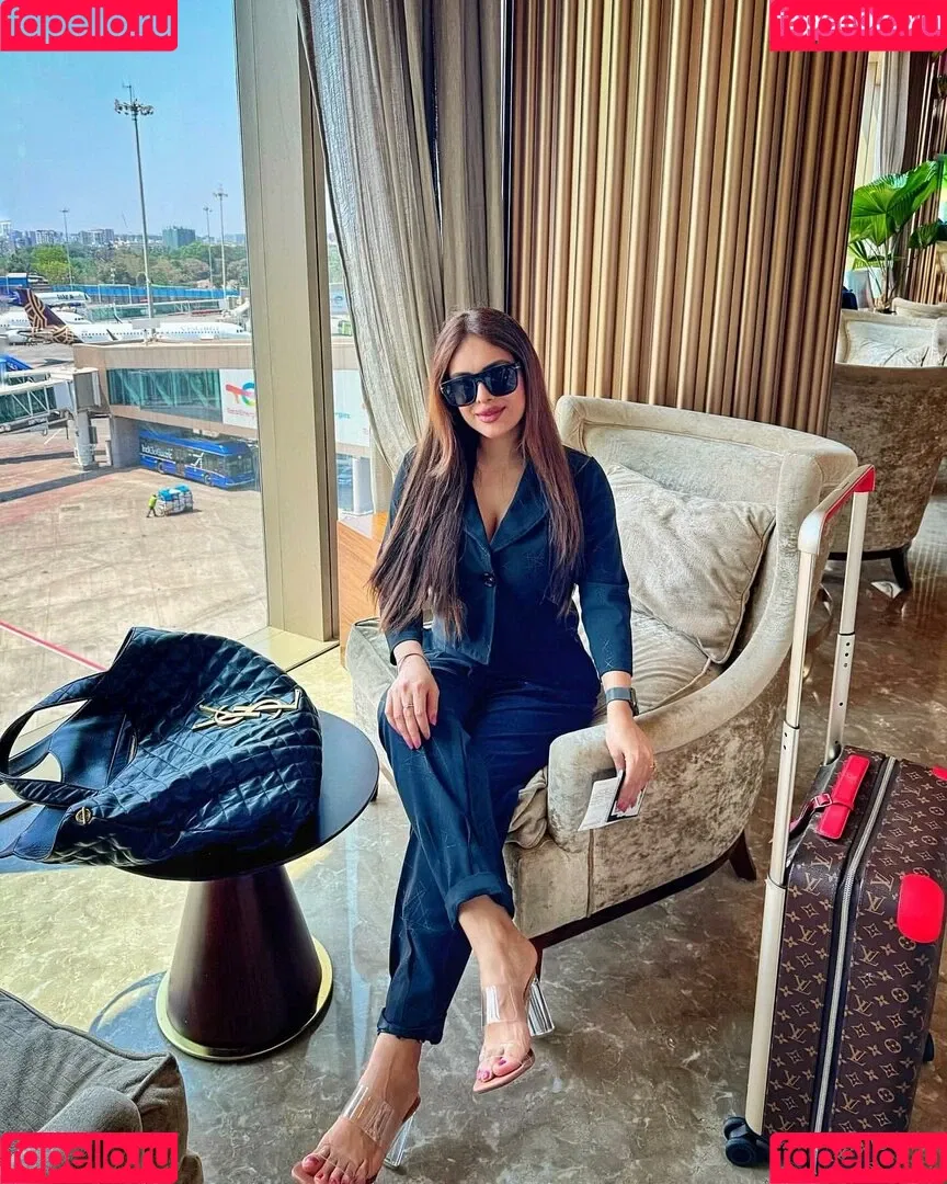Nehhaa Malik Onlyfans Photo Gallery 