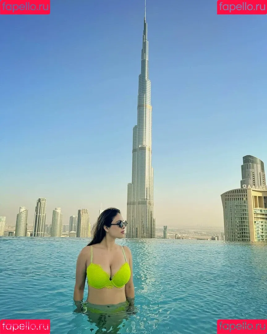 Nehhaa Malik Onlyfans Photo Gallery 