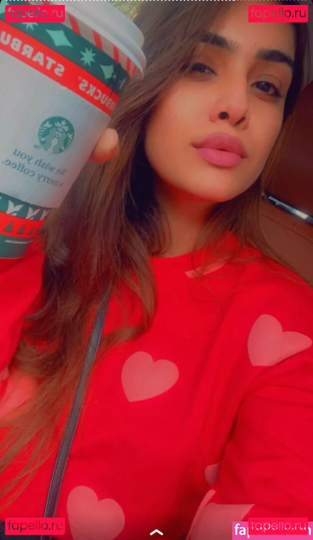 Nehhaa Malik Onlyfans Photo Gallery 