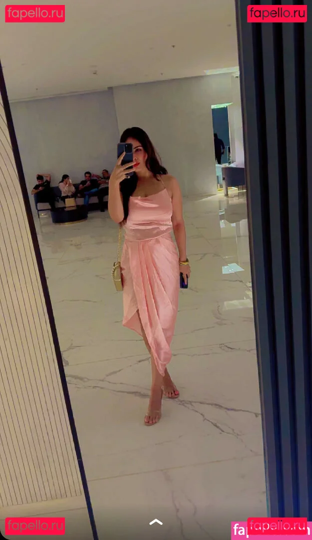 Nehhaa Malik Onlyfans Photo Gallery 