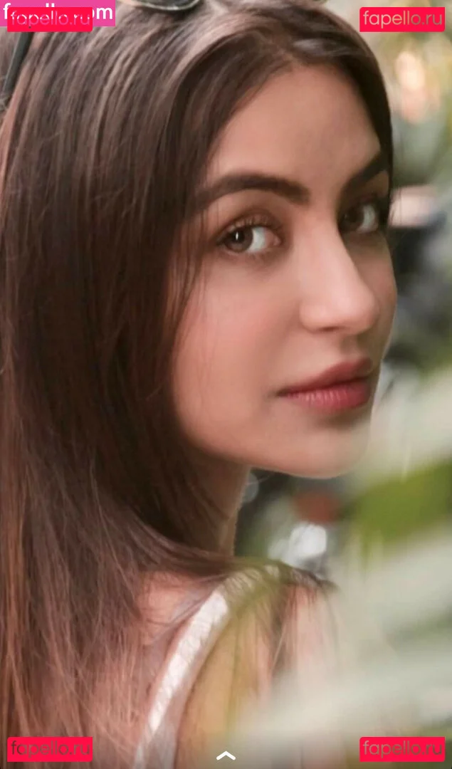 Nehhaa Malik Onlyfans Photo Gallery 